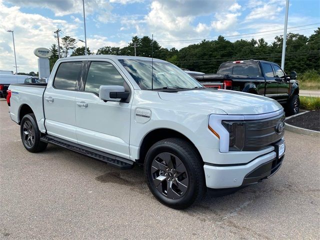 2023 Ford F-150 Lightning LARIAT