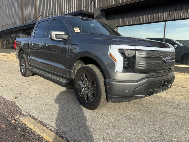 2023 Ford F-150 Lightning LARIAT