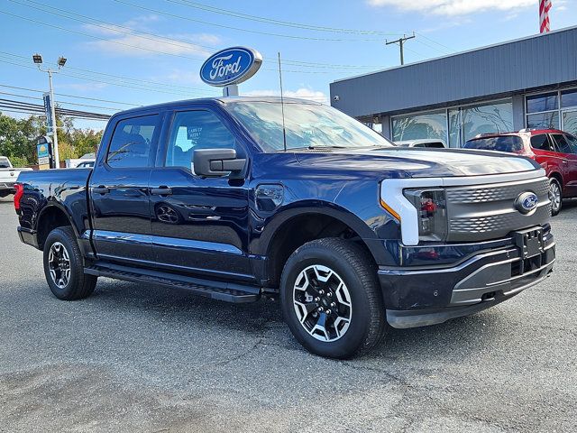 2023 Ford F-150 Lightning XLT