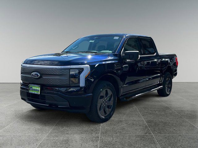 2023 Ford F-150 Lightning XLT