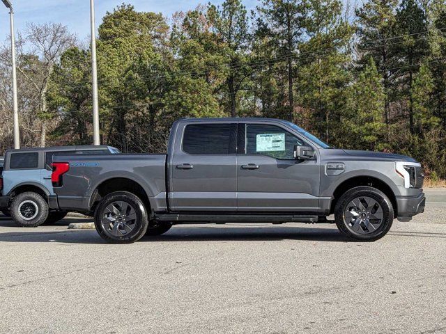 2023 Ford F-150 Lightning XLT