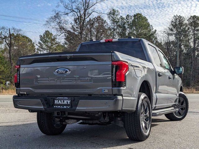 2023 Ford F-150 Lightning XLT