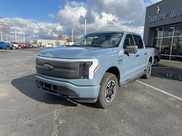 2023 Ford F-150 Lightning XLT