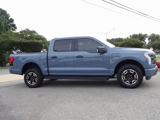 2023 Ford F-150 Lightning XLT