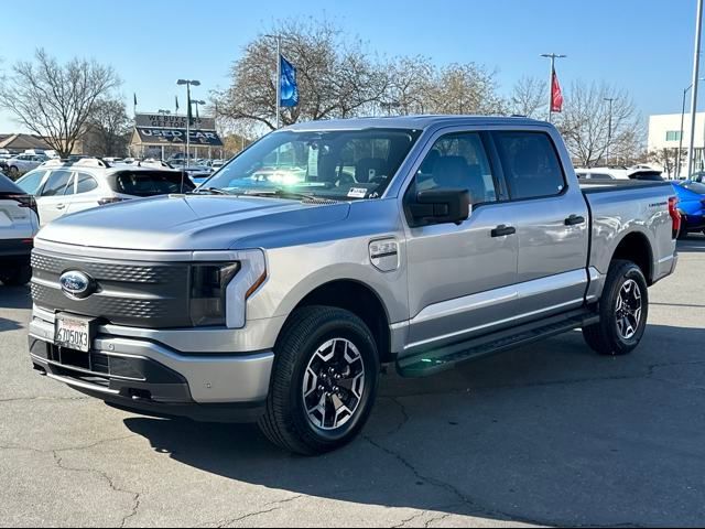 2023 Ford F-150 Lightning XLT