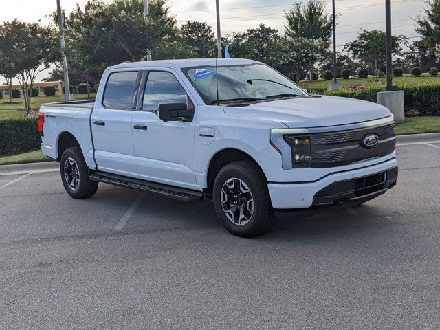 2023 Ford F-150 Lightning XLT