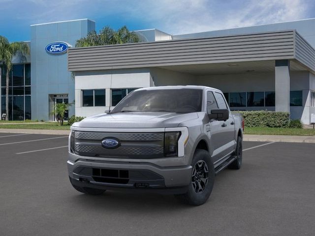 2023 Ford F-150 Lightning XLT