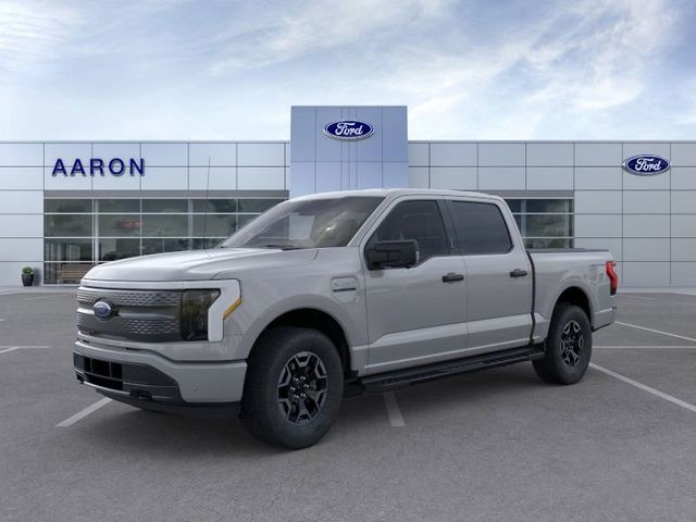 2023 Ford F-150 Lightning XLT