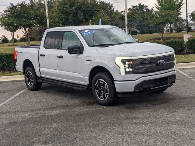 2023 Ford F-150 Lightning XLT