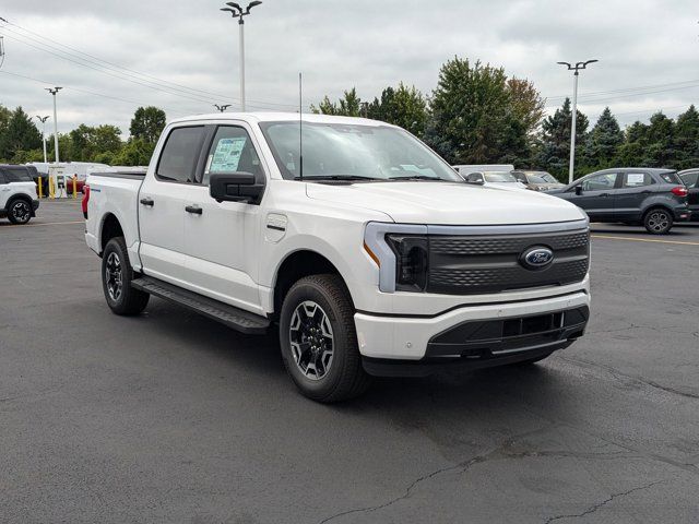 2023 Ford F-150 Lightning XLT