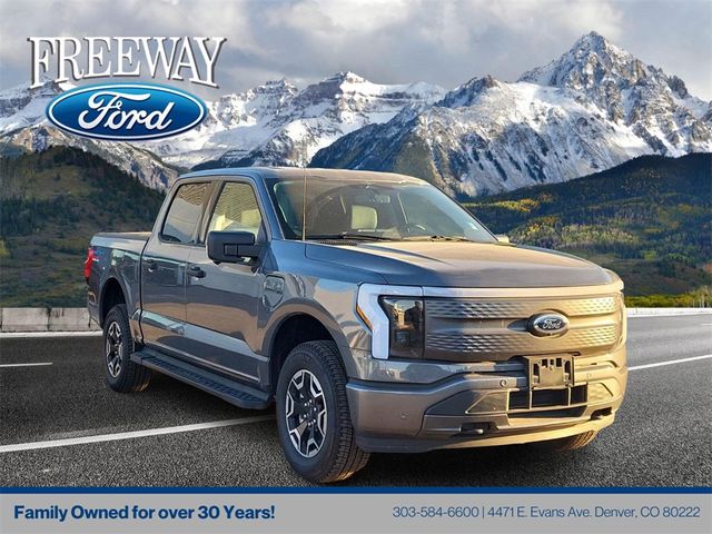 2023 Ford F-150 Lightning XLT