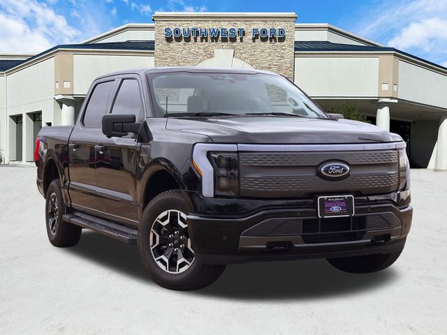 2023 Ford F-150 Lightning XLT