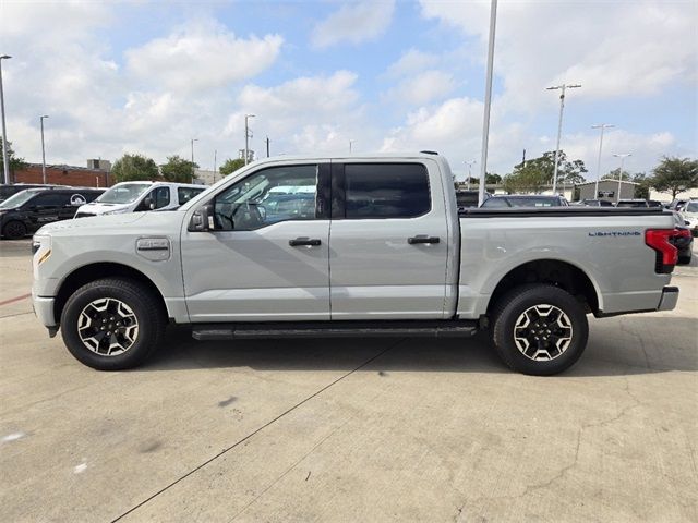 2023 Ford F-150 Lightning XLT