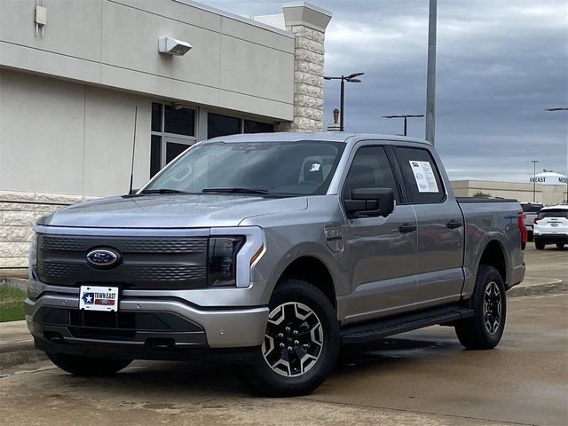 2023 Ford F-150 Lightning XLT