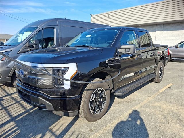 2023 Ford F-150 Lightning XLT