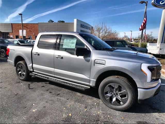 2023 Ford F-150 Lightning XLT