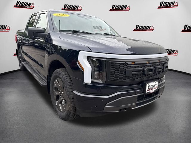 2023 Ford F-150 Lightning XLT