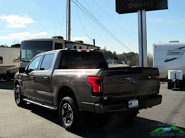 2023 Ford F-150 Lightning XLT