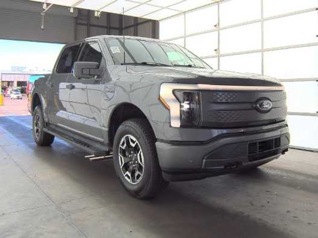 2023 Ford F-150 Lightning XLT