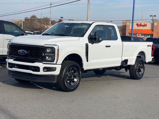 2023 Ford F-250 XL