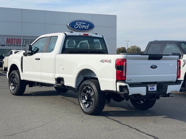 2023 Ford F-250 XL