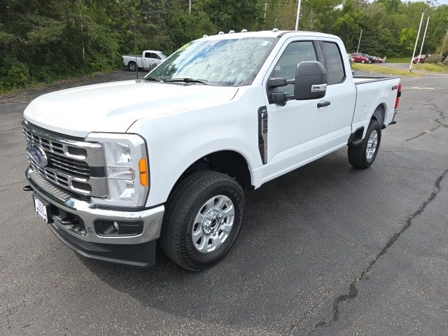 2023 Ford F-250 XLT