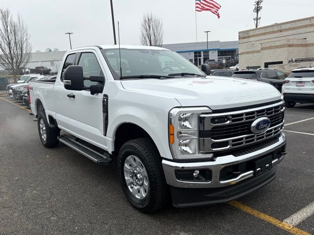 2023 Ford F-250 XLT