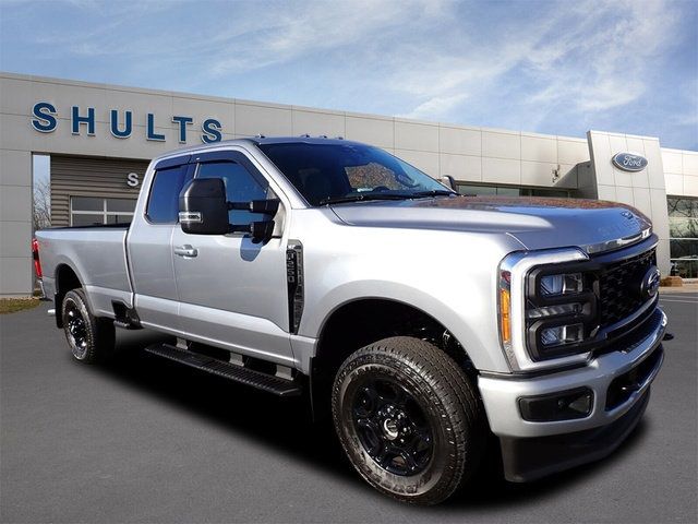 2023 Ford F-250 XLT