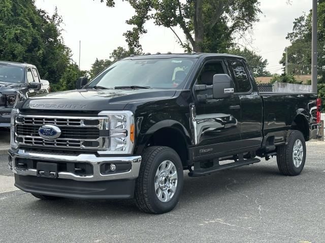 2023 Ford F-250 XLT