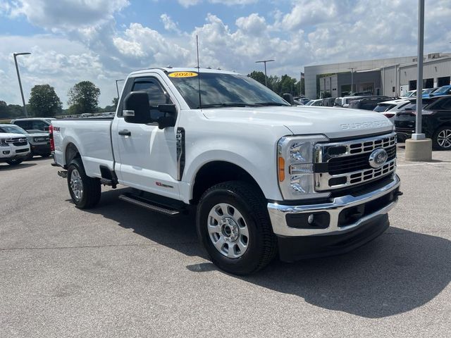 2023 Ford F-350 XLT