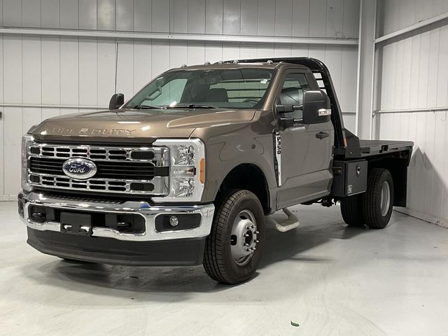 2023 Ford F-350 XLT