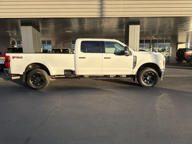 2023 Ford F-350 XLT