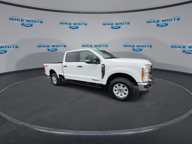 2023 Ford F-350 XLT