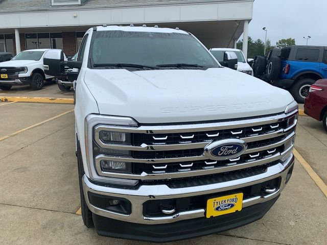 2023 Ford F-350 Lariat