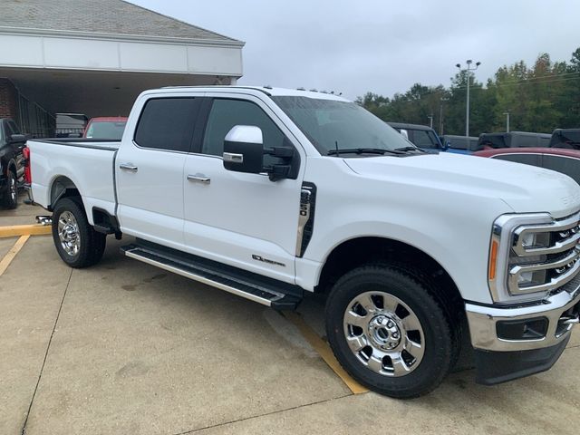 2023 Ford F-350 Lariat