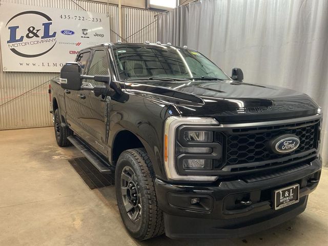 2023 Ford F-350 Lariat