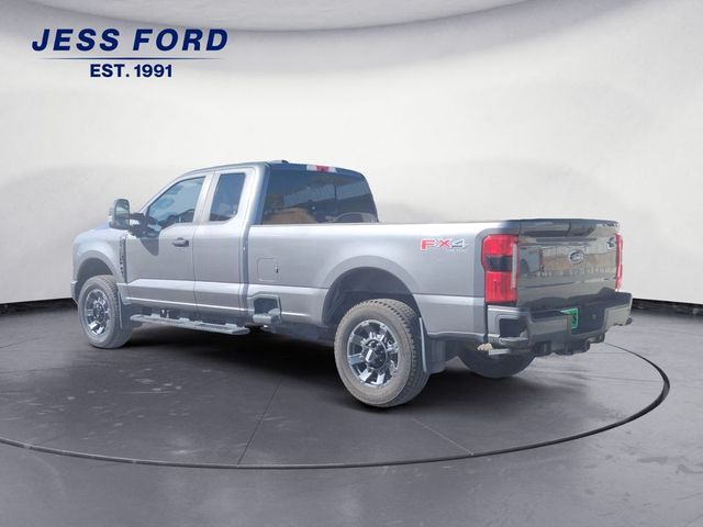 2023 Ford F-350 XL