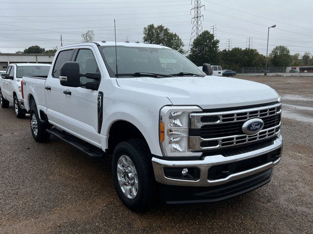 2023 Ford F-350 XLT