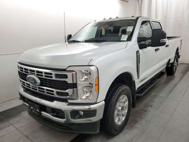 2023 Ford F-350 XLT