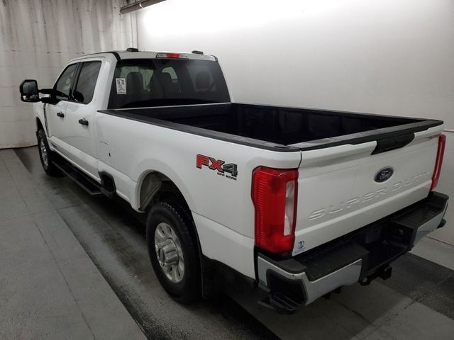 2023 Ford F-350 XLT