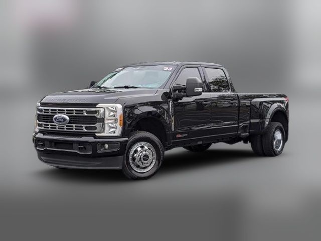 2023 Ford F-350 XLT