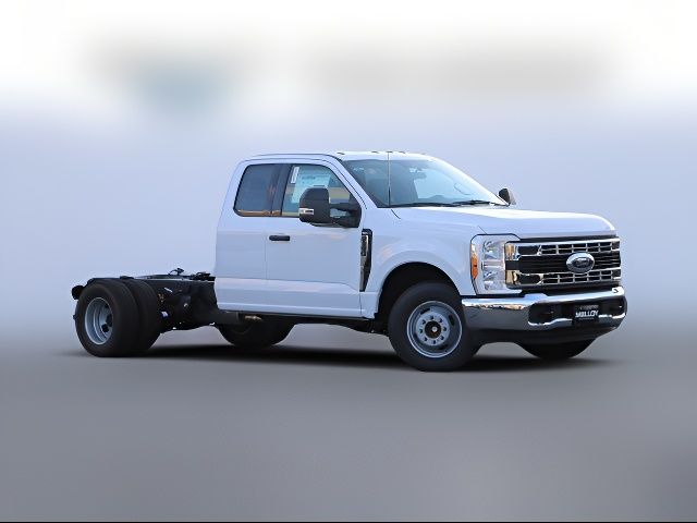 2023 Ford F-350 XL