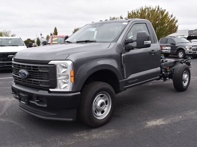 2023 Ford F-350 XL