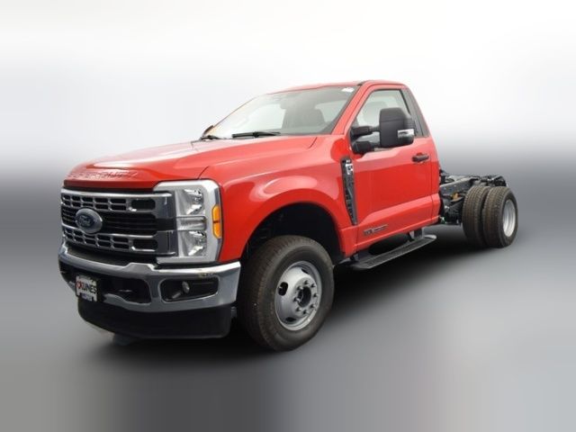 2023 Ford F-350 XLT