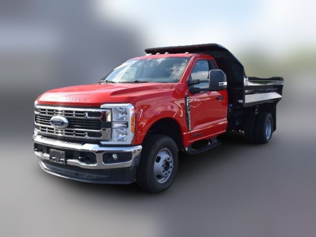 2023 Ford F-350 XLT