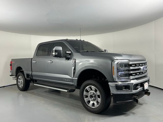 2023 Ford F-350 Lariat