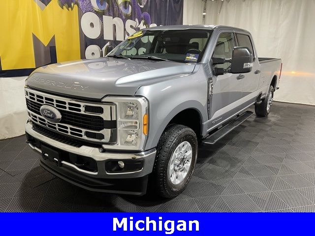 2023 Ford F-350 XLT