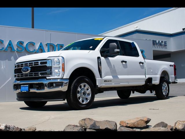 2023 Ford F-350 XLT