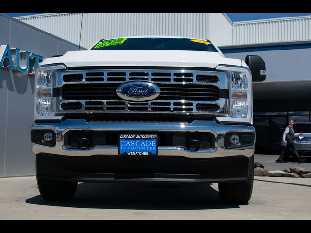 2023 Ford F-350 XLT