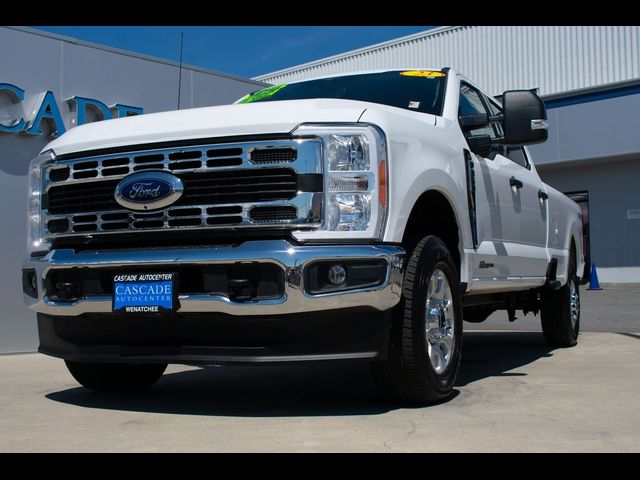 2023 Ford F-350 XLT